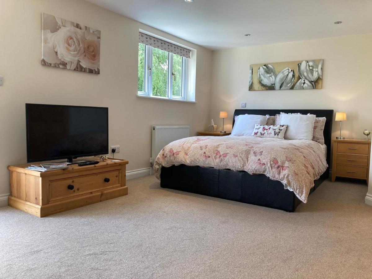 East Hillerton House Guest House Кредитън Екстериор снимка