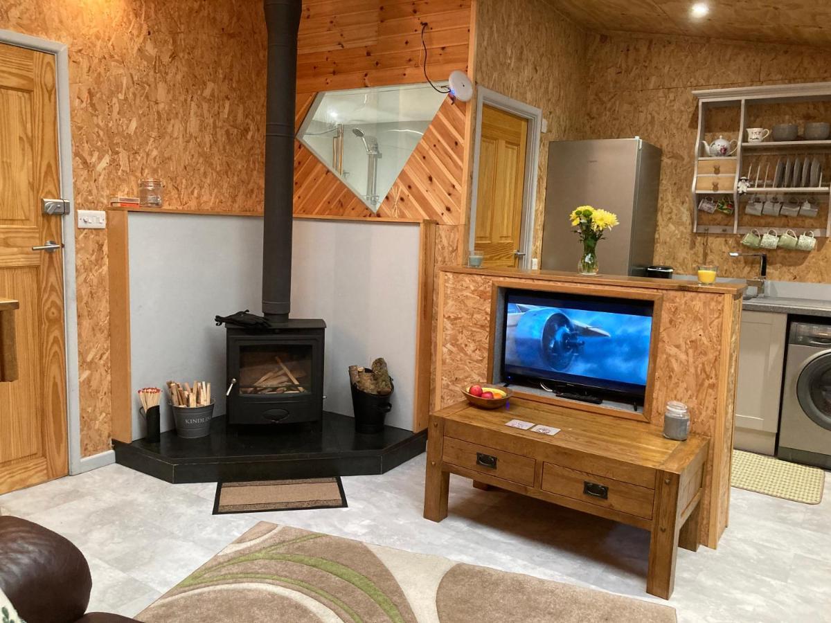 East Hillerton House Guest House Кредитън Екстериор снимка