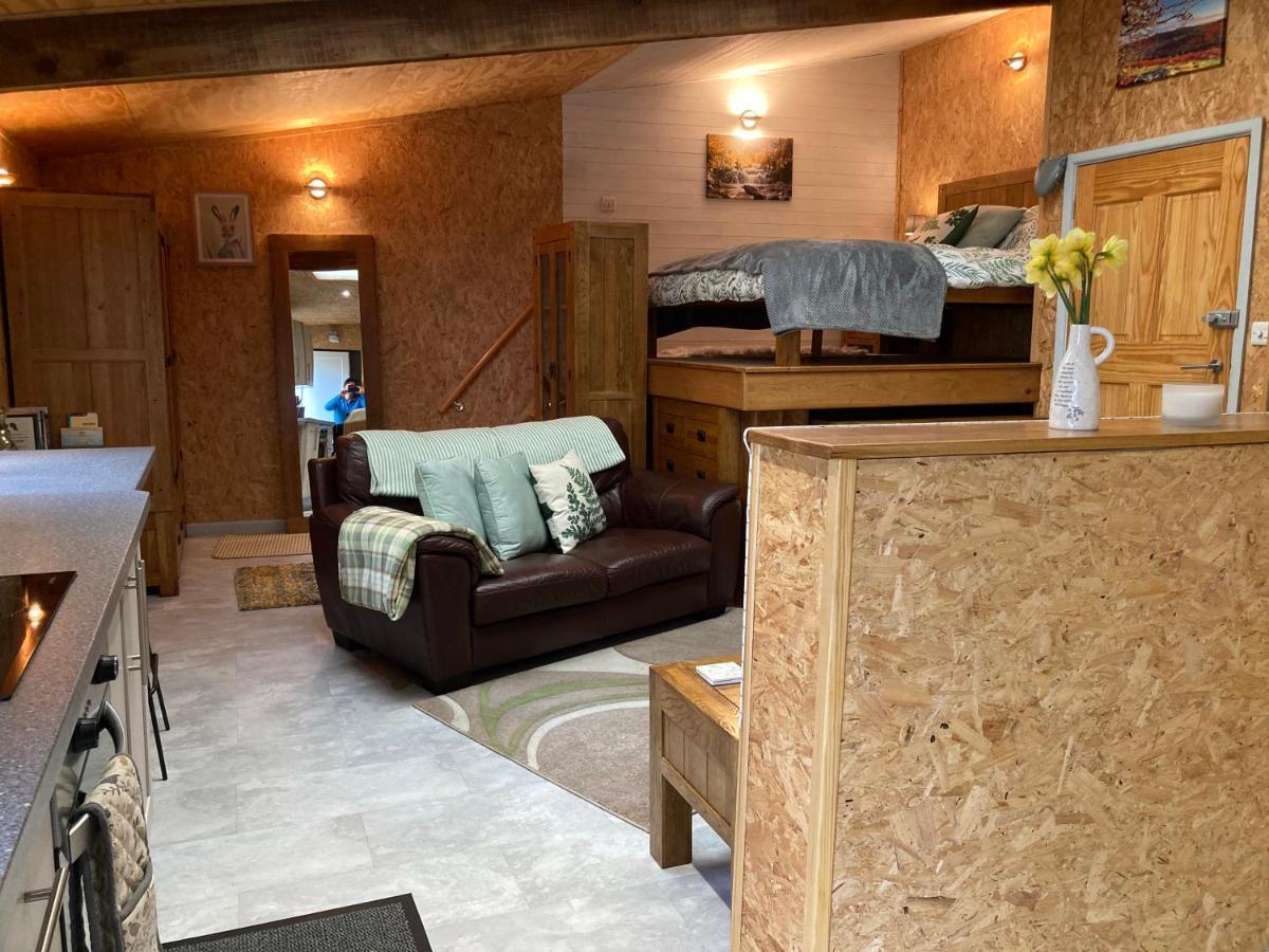 East Hillerton House Guest House Кредитън Екстериор снимка