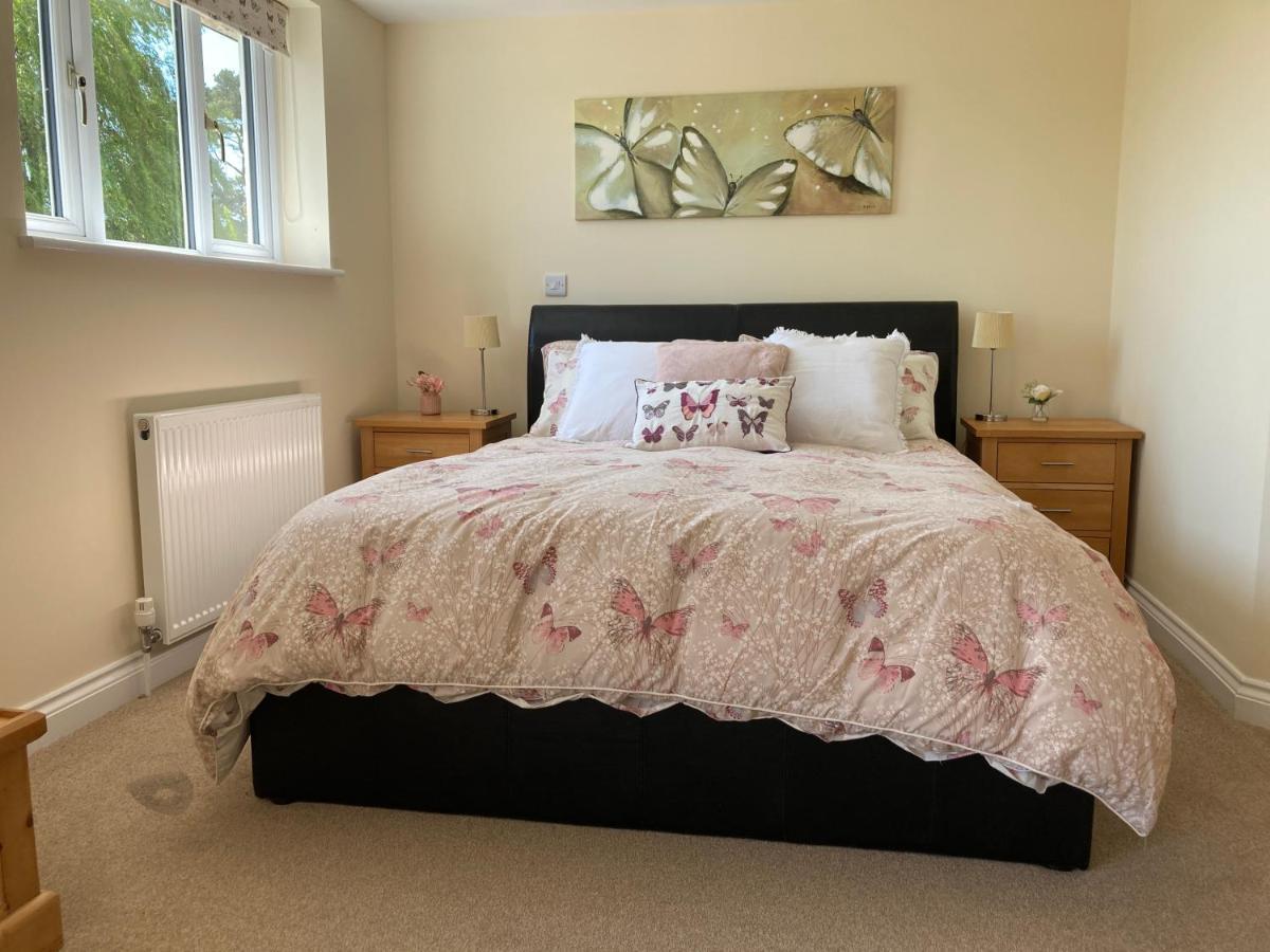 East Hillerton House Guest House Кредитън Екстериор снимка
