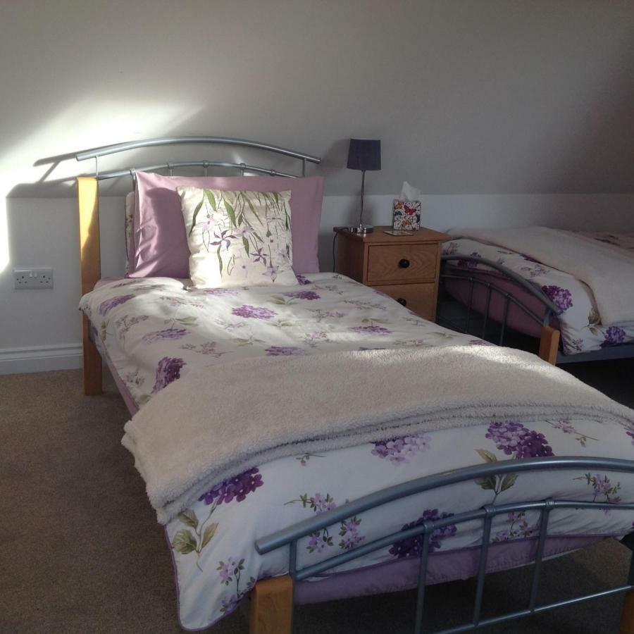 East Hillerton House Guest House Кредитън Екстериор снимка