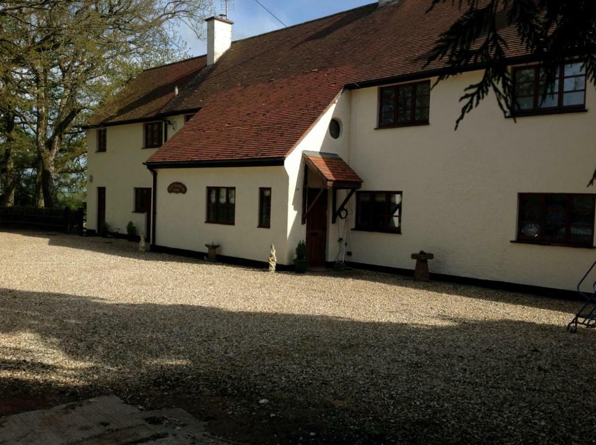 East Hillerton House Guest House Кредитън Екстериор снимка